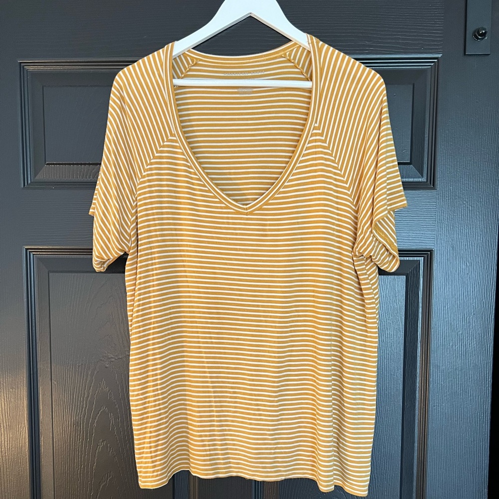 American Eagle Soft & Sexy Tee